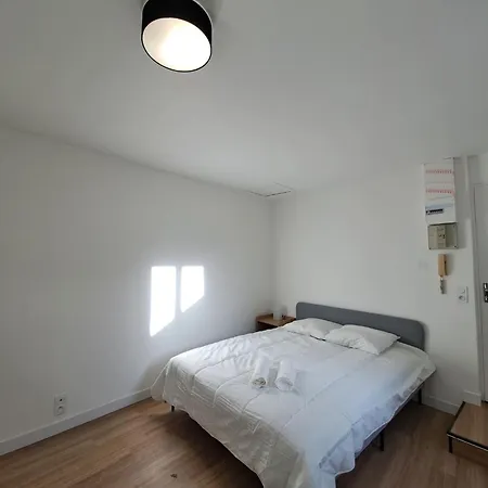 Florence - Appart'city Apartment